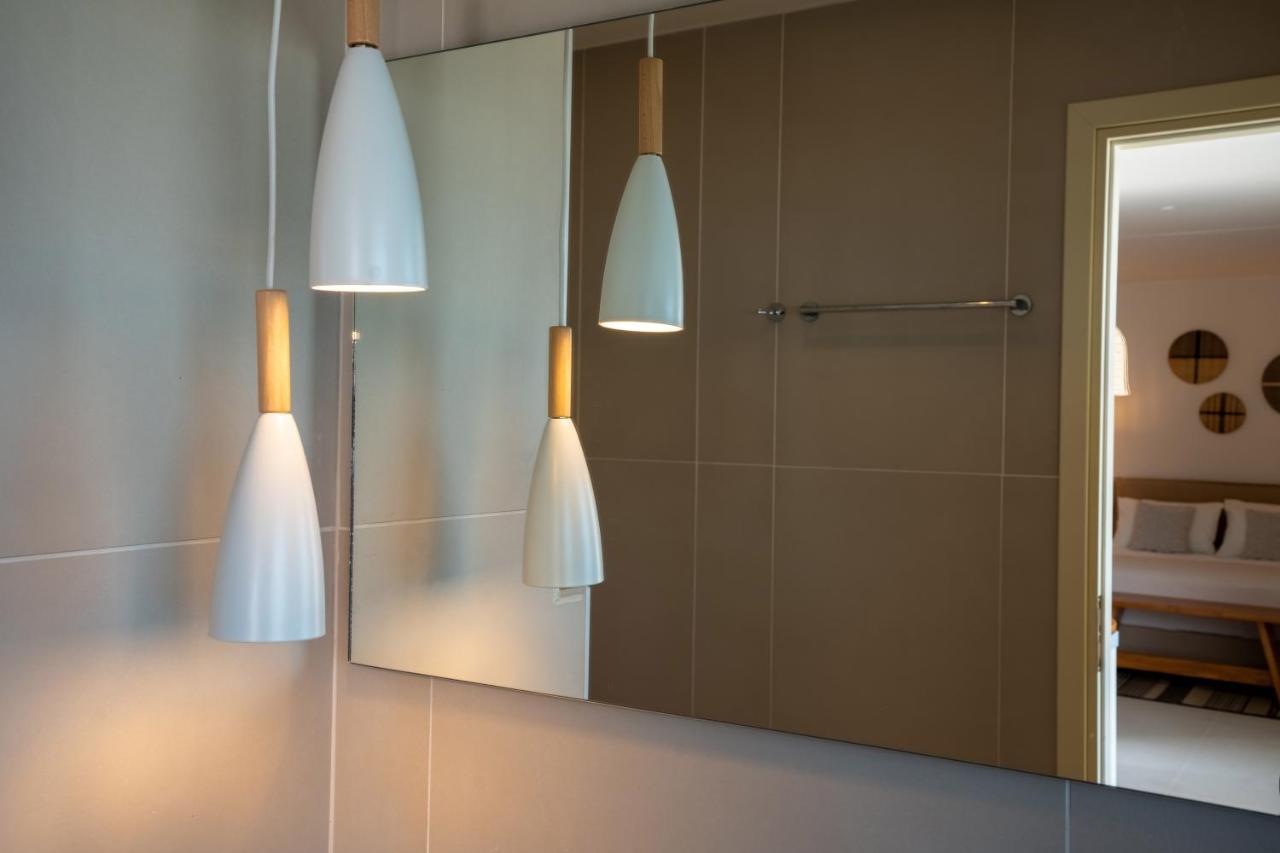 לואורדטה Thea Beachfront Suites In Lourdas Beach מראה חיצוני תמונה